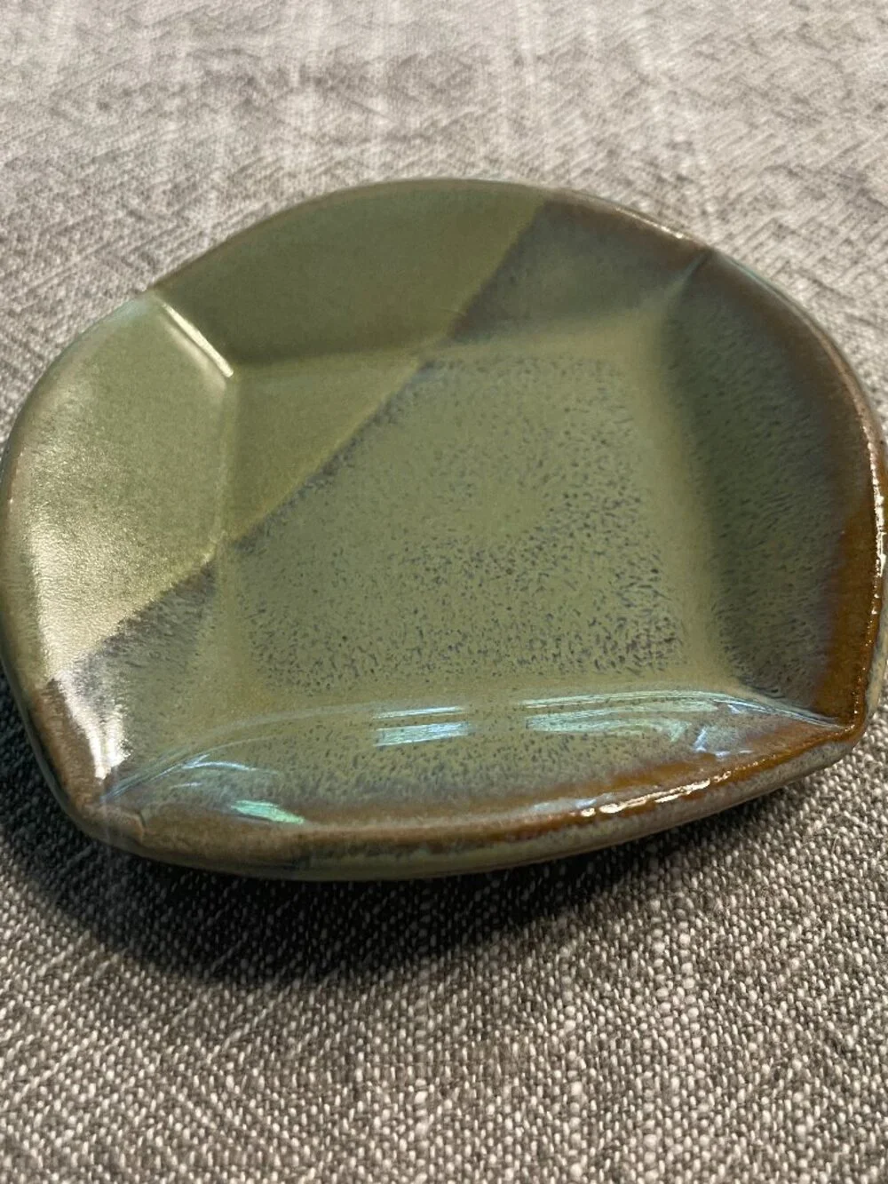 Cafe Menet Art & Clay Studio Glazed Mini Trinket Dish Green 3